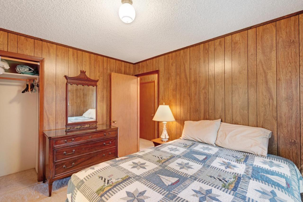Walloon Lake Cottage Boyne City Exterior photo