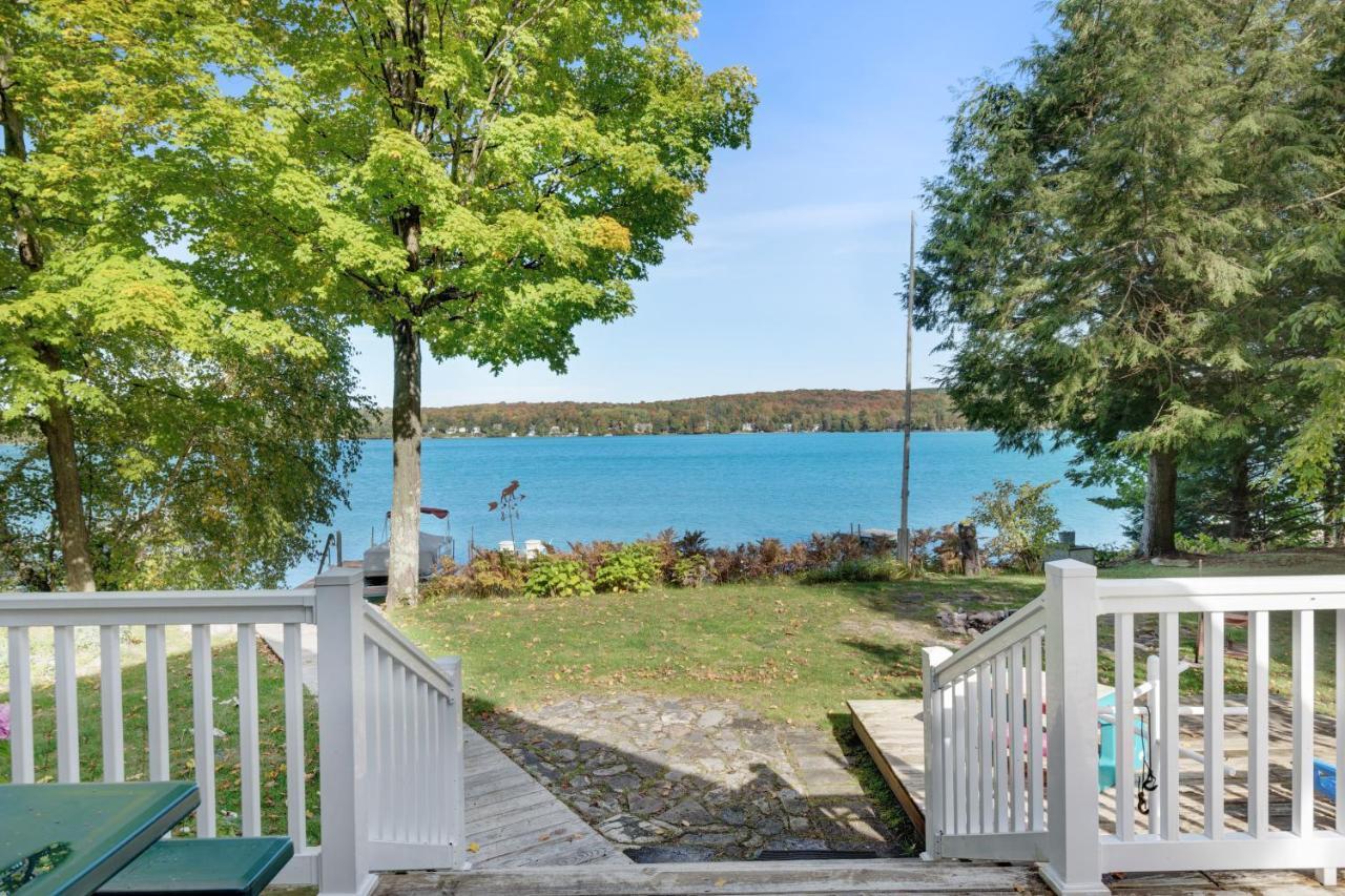 Walloon Lake Cottage Boyne City Exterior photo