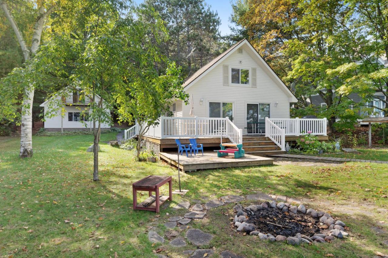 Walloon Lake Cottage Boyne City Exterior photo