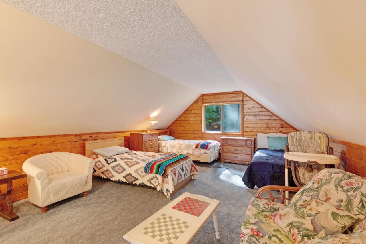 Walloon Lake Cottage Boyne City Exterior photo